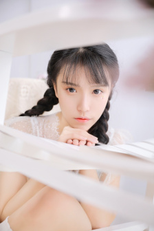 善良的秘书